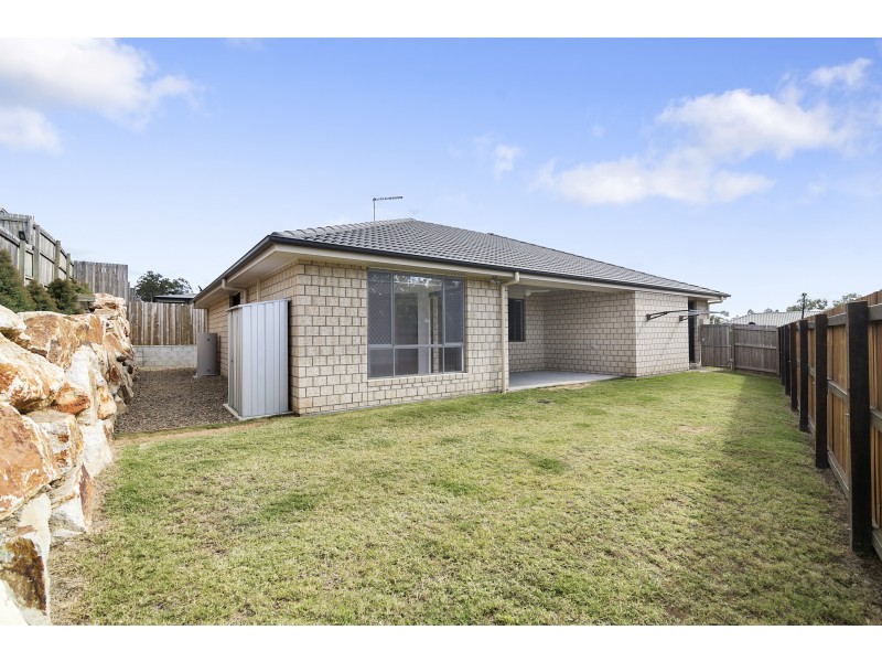 4 Bowerbird Street, Deebing Heights QLD 4306