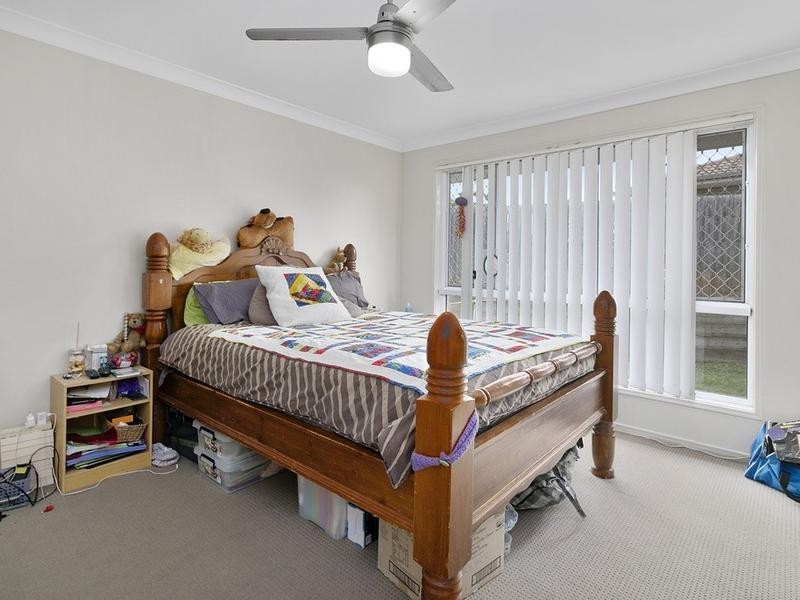 7 Bickle Place, North Booval QLD 4304