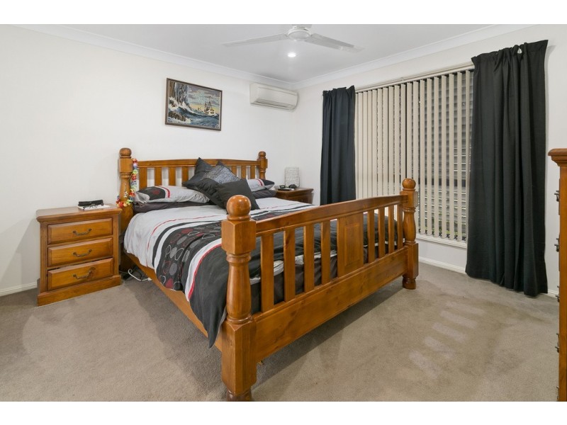 17 Benjamin Court, Yamanto QLD 4305