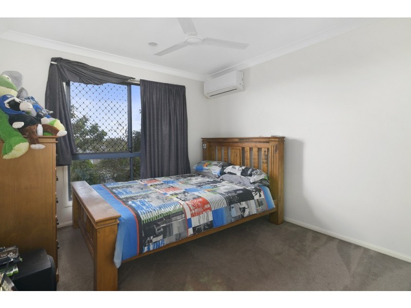 17 Benjamin Court, Yamanto QLD 4305