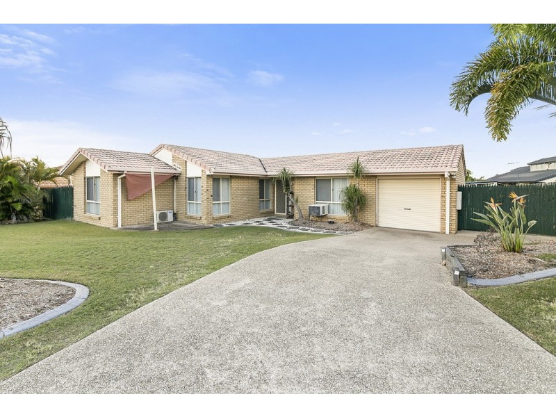 4 Walnut Close, Yamanto QLD 4305