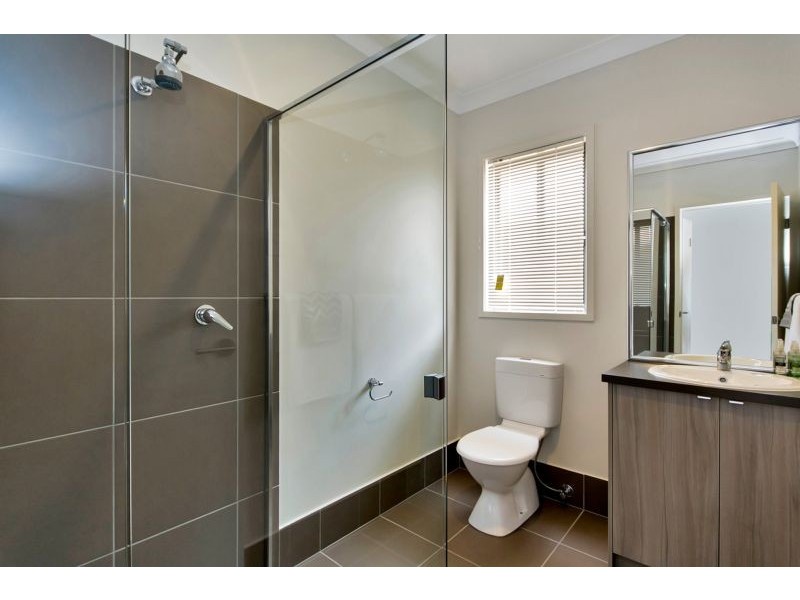 13 Bowerbird Street, Deebing Heights QLD 4306