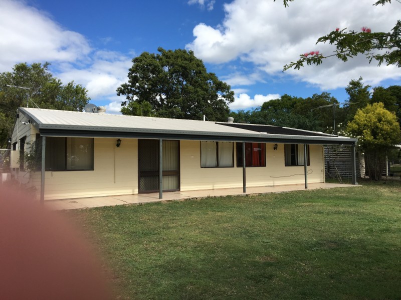 52 Hanlon Street, Bundamba QLD 4304