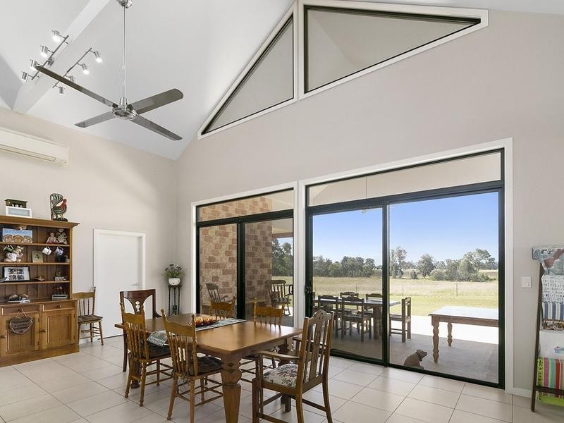 22 Winks Road, Peak Crossing QLD 4306
