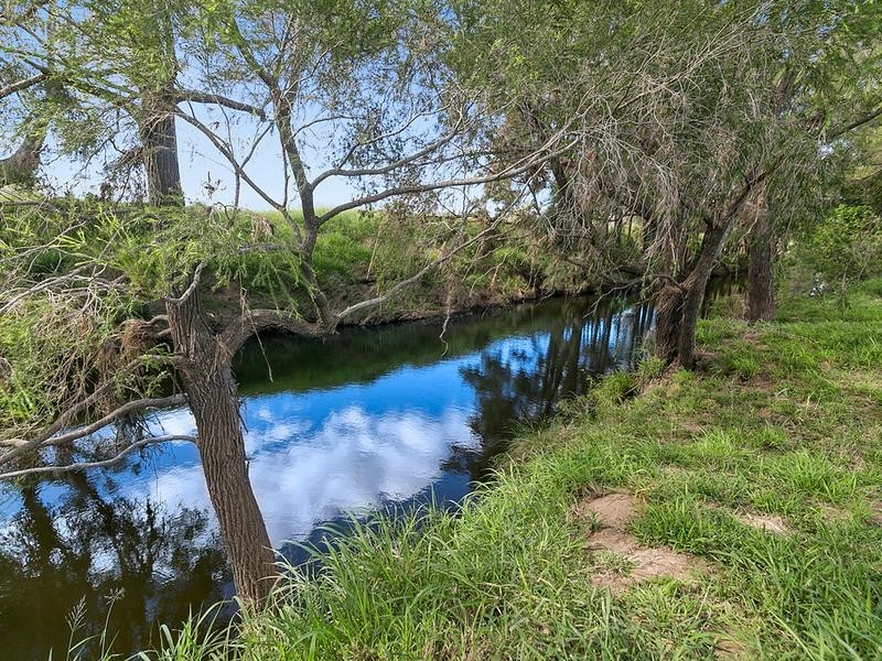 22 Winks Road, Peak Crossing QLD 4306