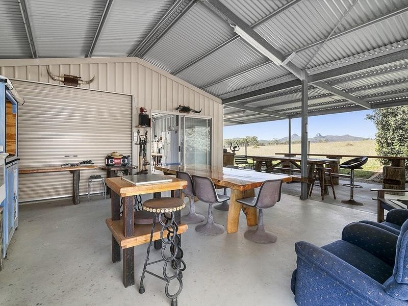 22 Winks Road, Peak Crossing QLD 4306