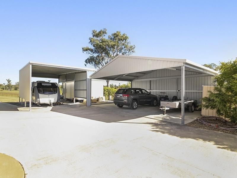 22 Winks Road, Peak Crossing QLD 4306