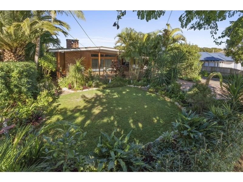 35 Edwards Street, Flinders View QLD 4305