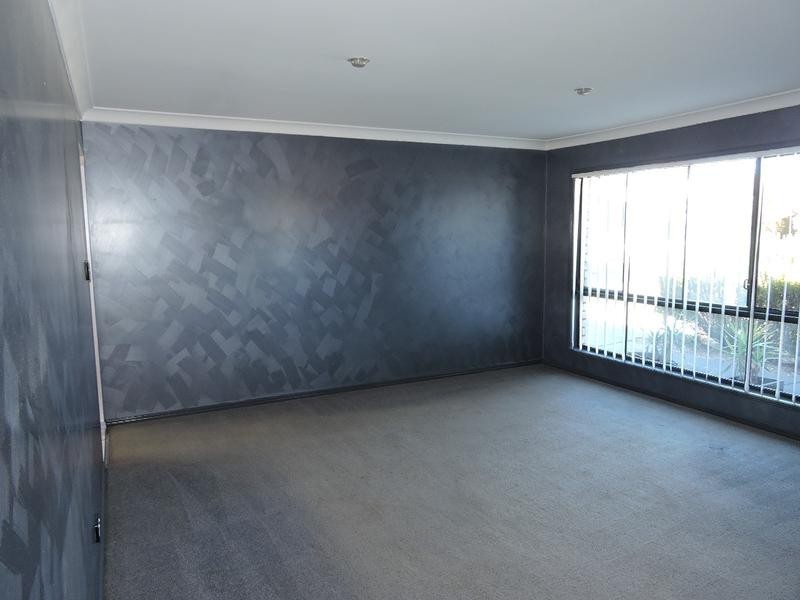 18 Brighton Street, Raceview QLD 4305