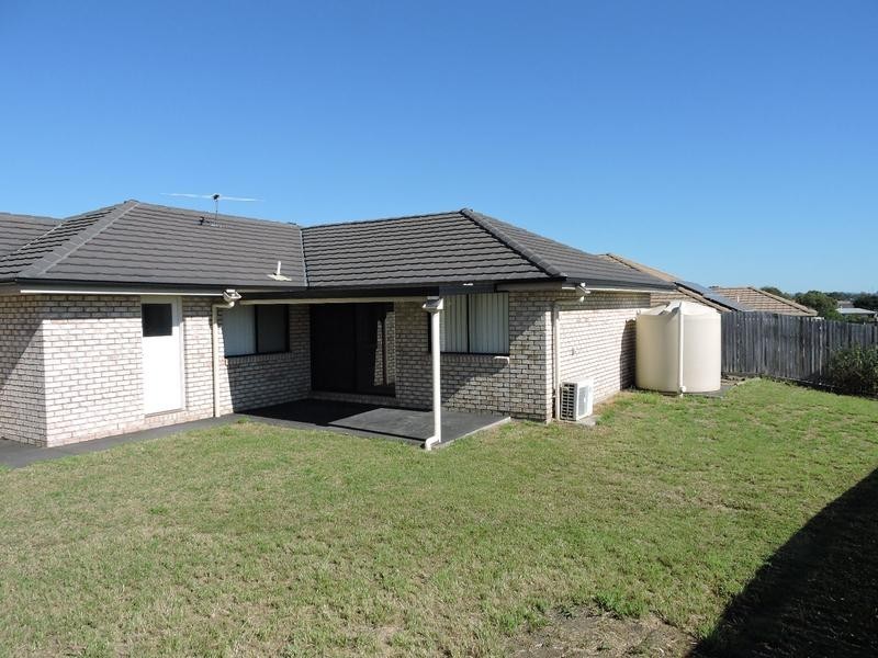 18 Brighton Street, Raceview QLD 4305