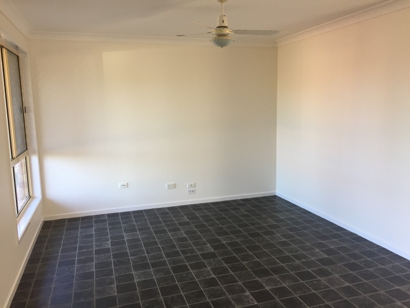 21 Quando Close, Yamanto QLD 4305
