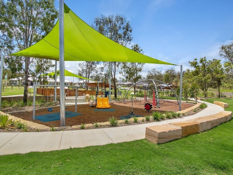 11 Kookaburra Place, Deebing Heights QLD 4306