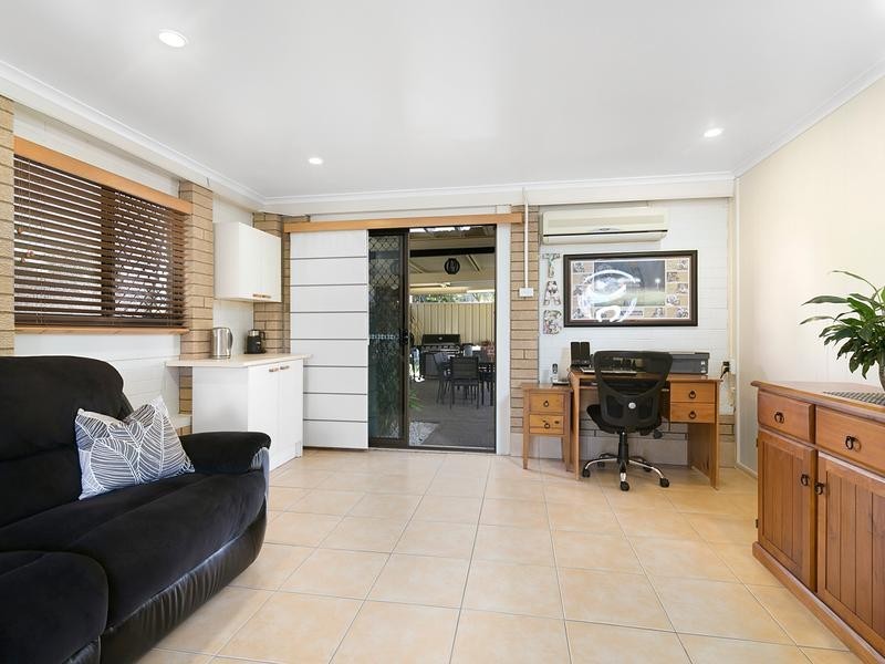 23 Lance Drive, Flinders View QLD 4305