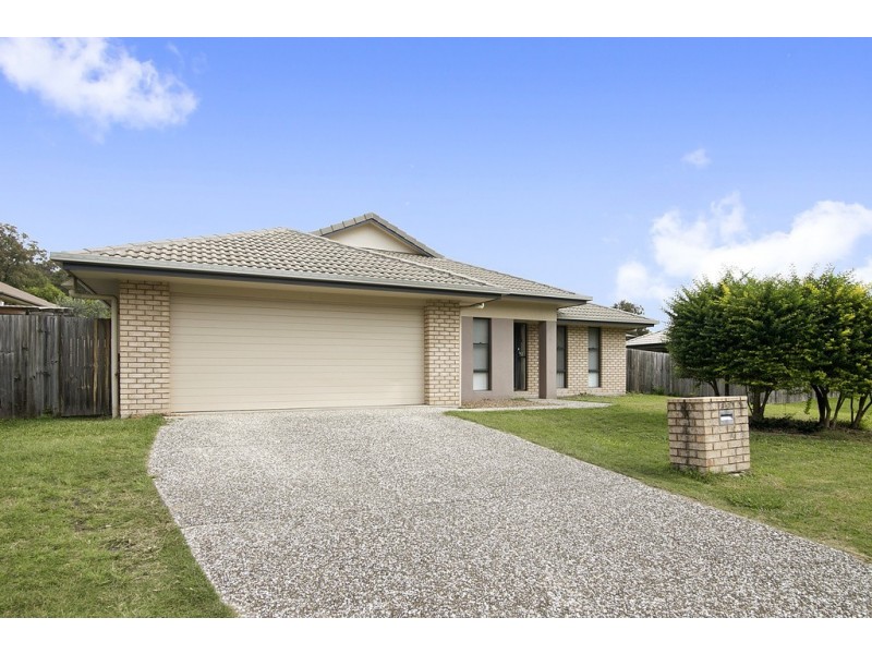 77 High Street, Blackstone QLD 4304