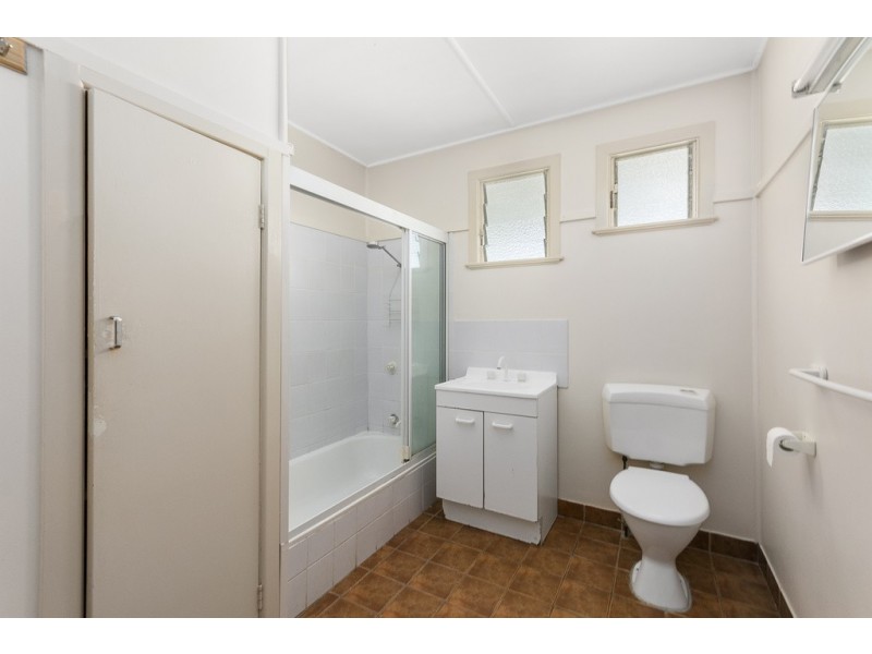 13 Lupton Street, Churchill QLD 4305