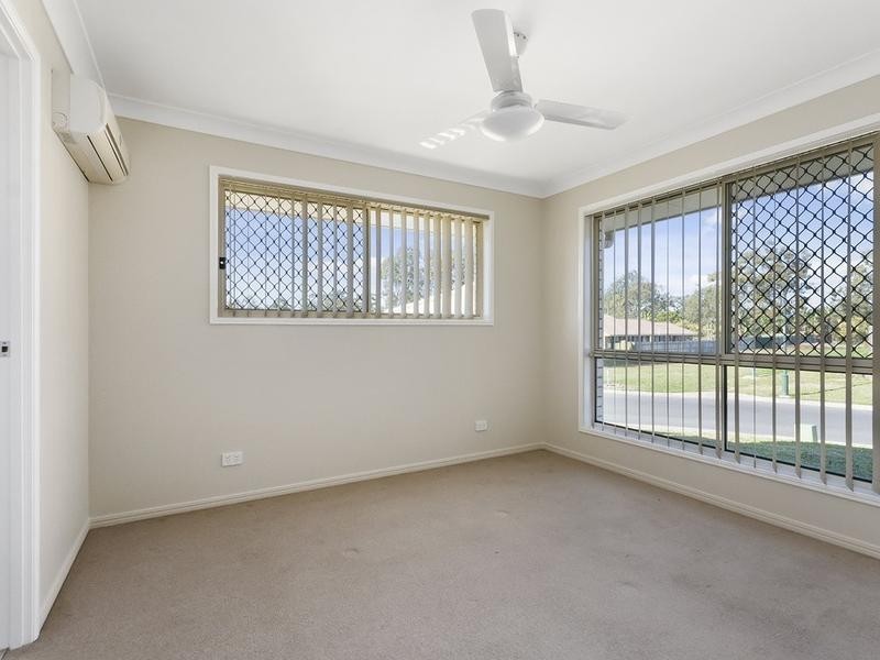 1 Rhiannon Drive, Flinders View QLD 4305