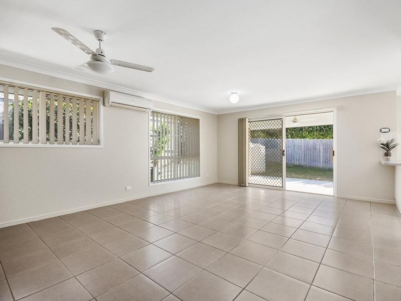 1 Rhiannon Drive, Flinders View QLD 4305