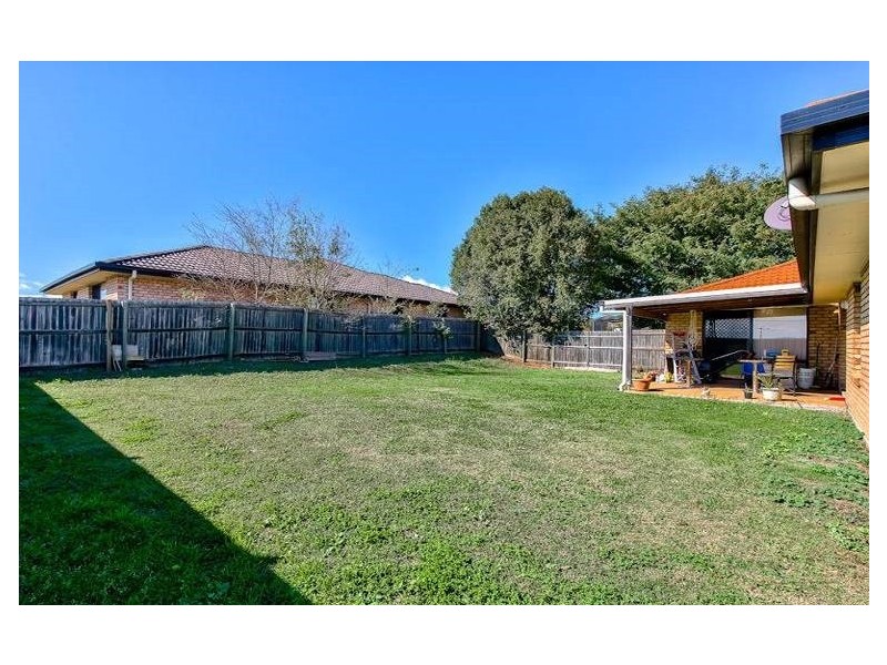 12 Hilldean Drive, Raceview QLD 4305