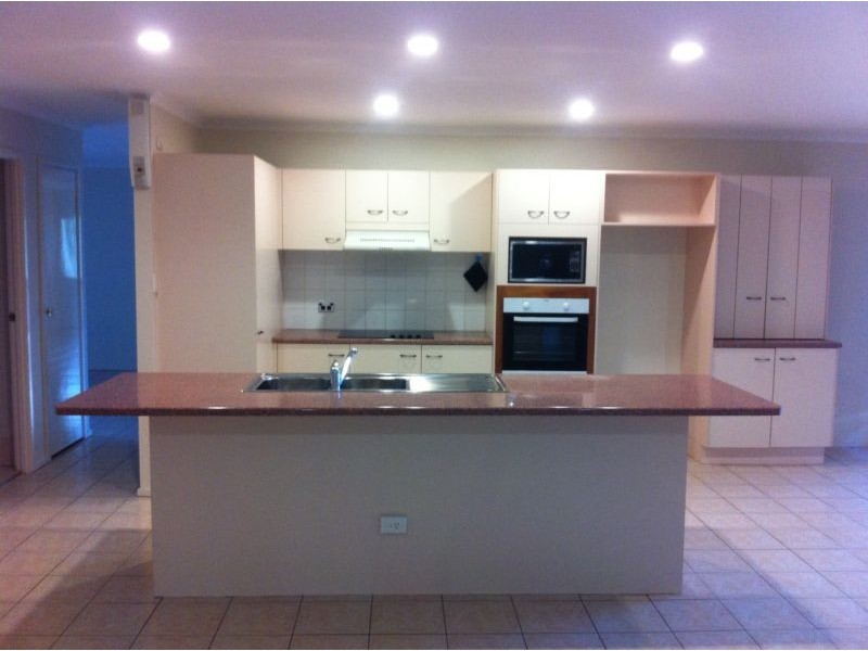 21 Champagne Crescent, Thornlands QLD 4164