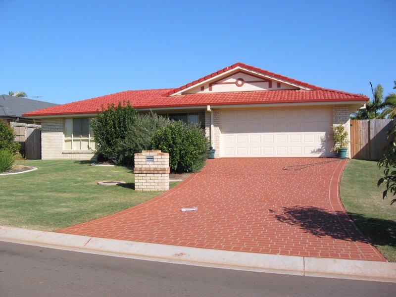 9 Seaholly Crescent, Victoria Point QLD 4165