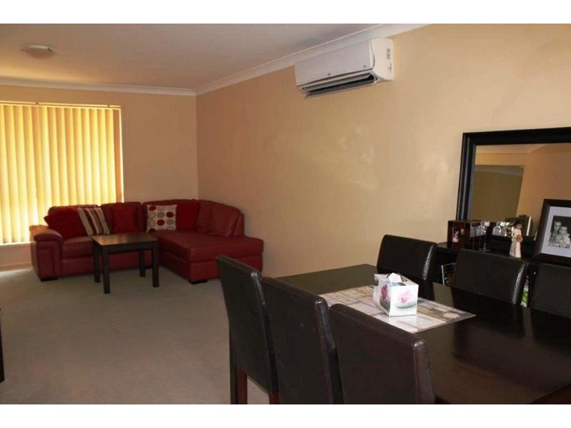 9 Seaholly Crescent, Victoria Point QLD 4165