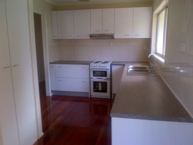 17 Beach Court, Victoria Point QLD 4165