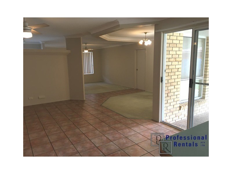 1 Water Lily Drive, Capalaba QLD 4157