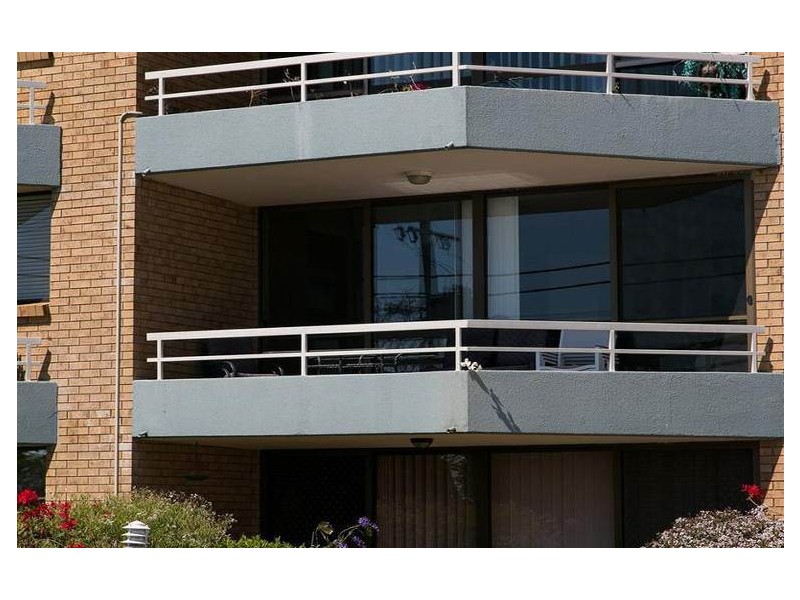 4/33 Shore Street East, Cleveland QLD 4163