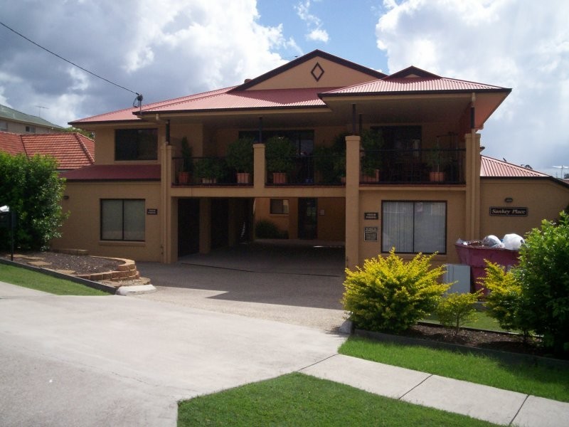 4/30 Sankey Street, Carina QLD 4152