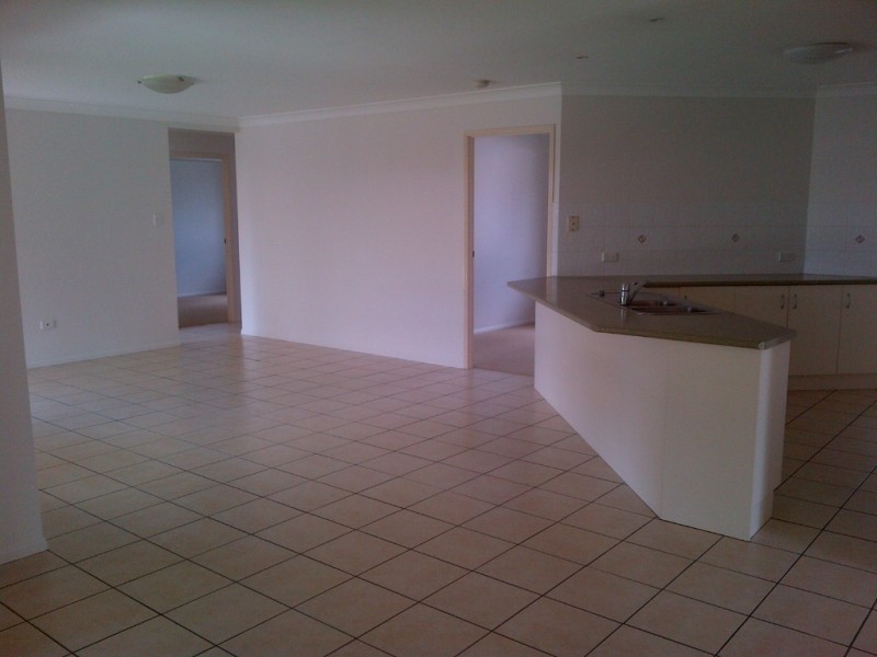 12 Portland Parade, Redland Bay QLD 4165