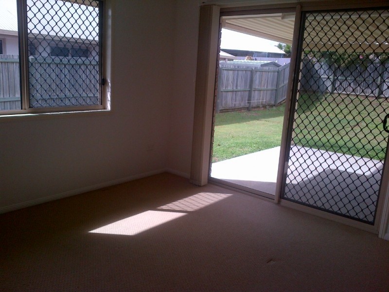 12 Portland Parade, Redland Bay QLD 4165