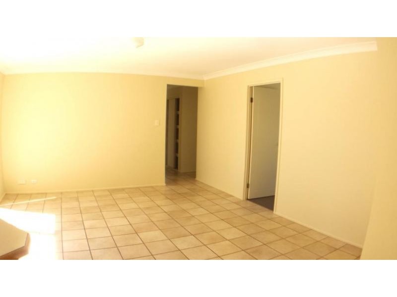 8 Coral Close, Birkdale QLD 4159