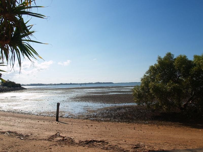 194 Shore Street North, Cleveland QLD 4163