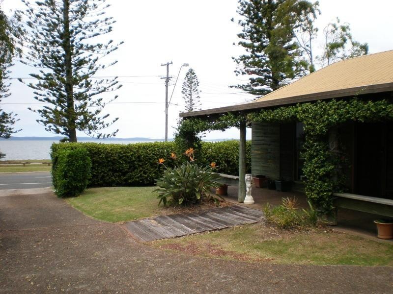 194 Shore Street North, Cleveland QLD 4163