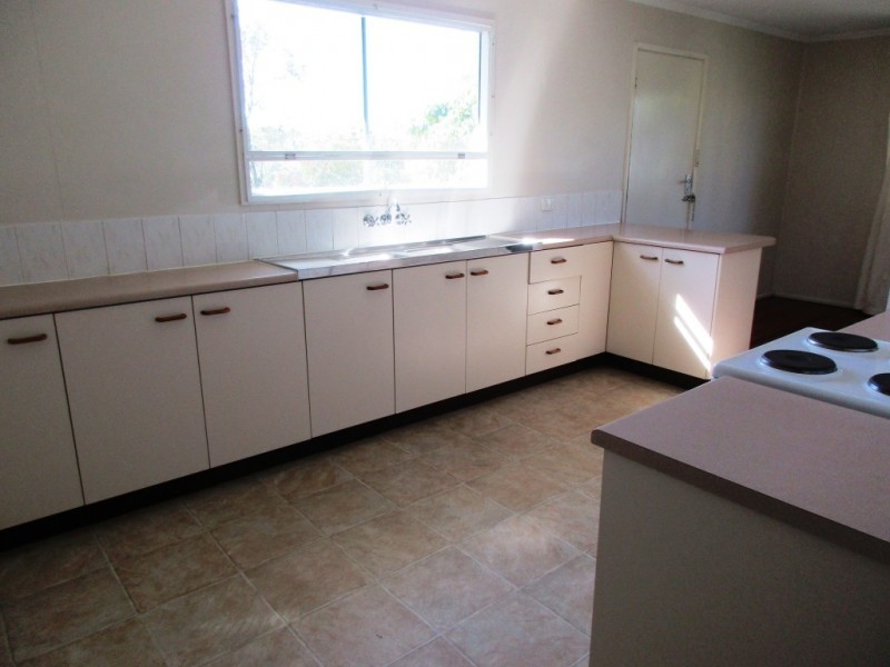 30 Sallows Street, Alexandra Hills QLD 4161