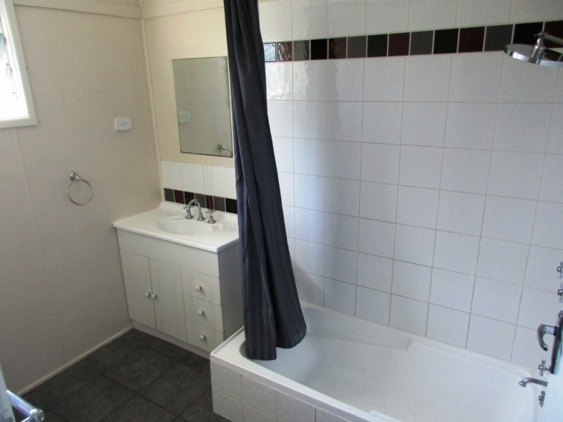 30 Sallows Street, Alexandra Hills QLD 4161