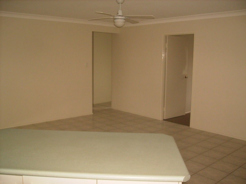 8 Coventry Court, Wellington Point QLD 4160