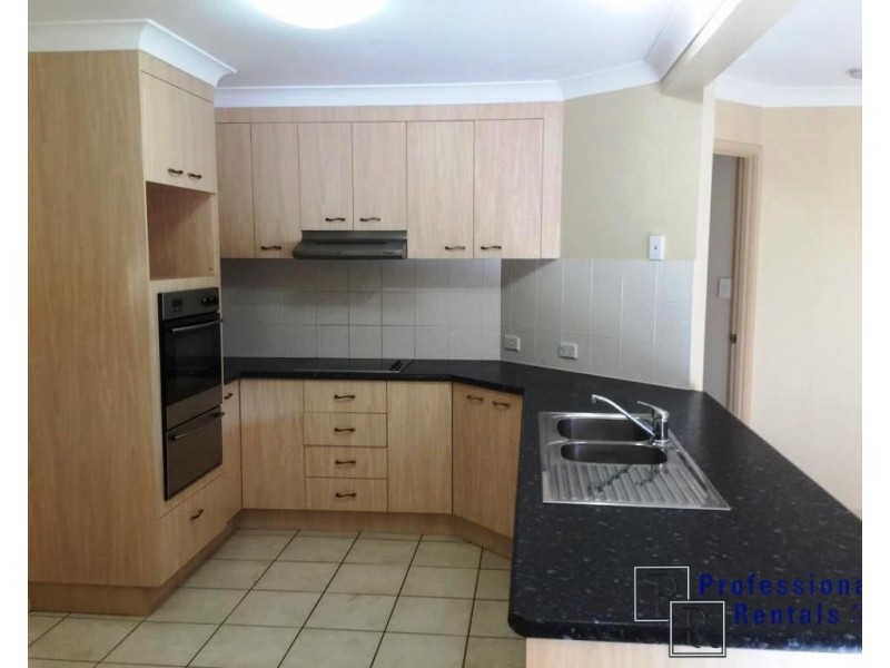 60 Hilliards Park Drive, Wellington Point QLD 4160