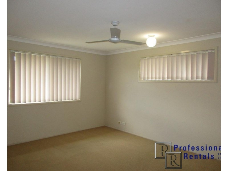 82 Hailey Drive, Birkdale QLD 4159