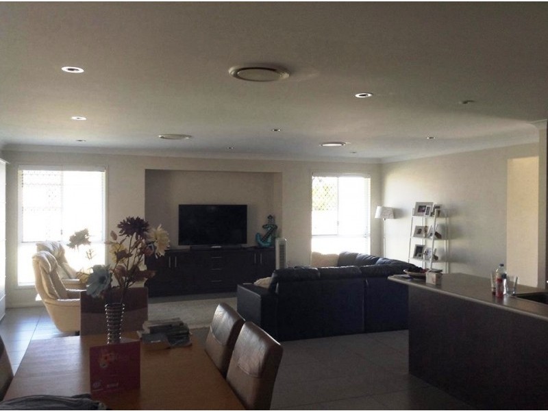 10 Gunadoo Street, Thornlands QLD 4164