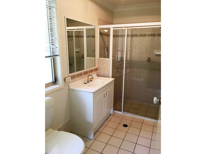 2 Seeana Lane, Birkdale QLD 4159