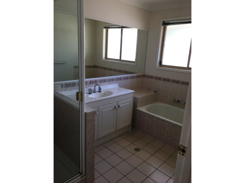 2 Seeana Lane, Birkdale QLD 4159