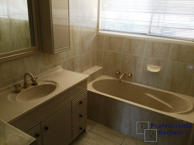 2 Marram Court, Raby Bay QLD 4163