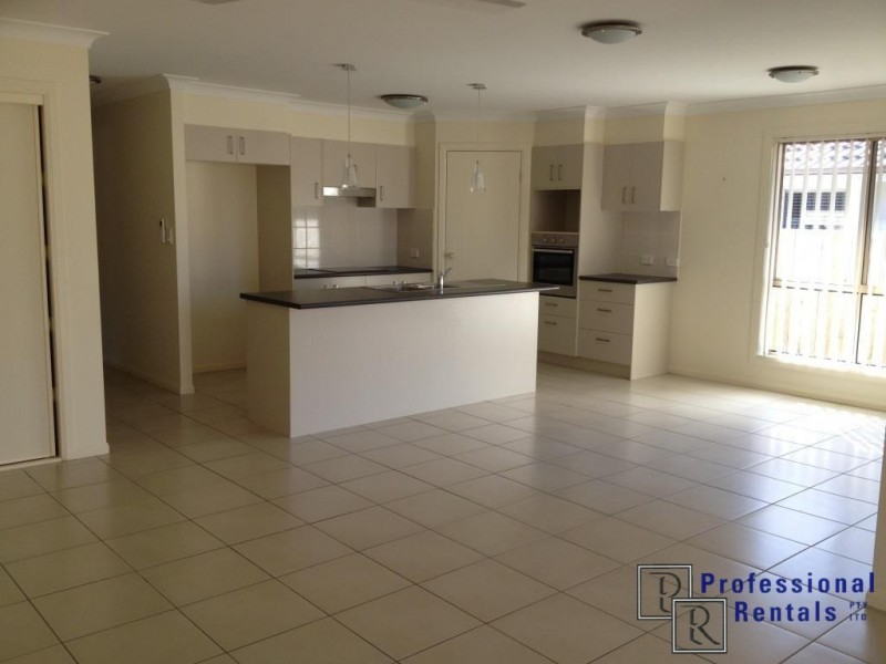 8 Cimmaron Circuit, Thornlands QLD 4164