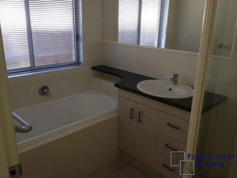 8 Cimmaron Circuit, Thornlands QLD 4164