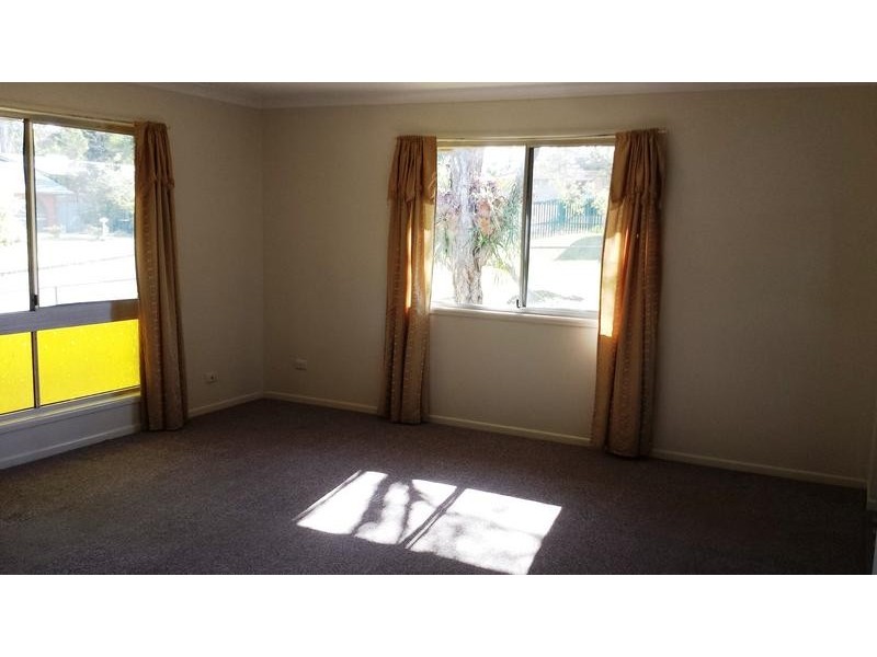 17 Hampshire Crescent, Alexandra Hills QLD 4161