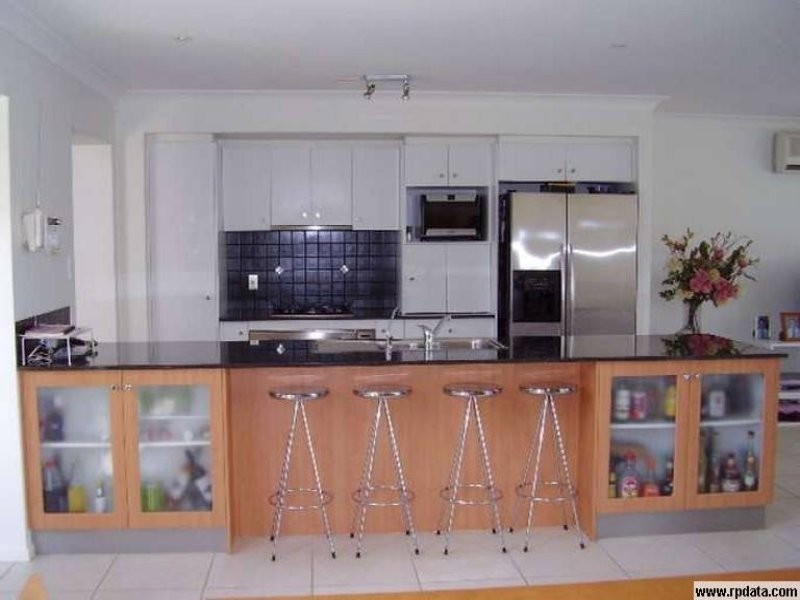 28 Helena Street, Wellington Point QLD 4160