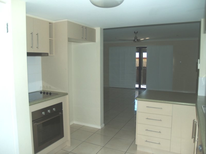 4/60 Queen Street, Cleveland QLD 4163