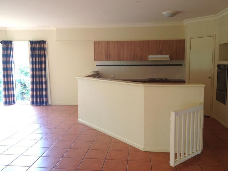 11 Dennison Court, Redland Bay QLD 4165