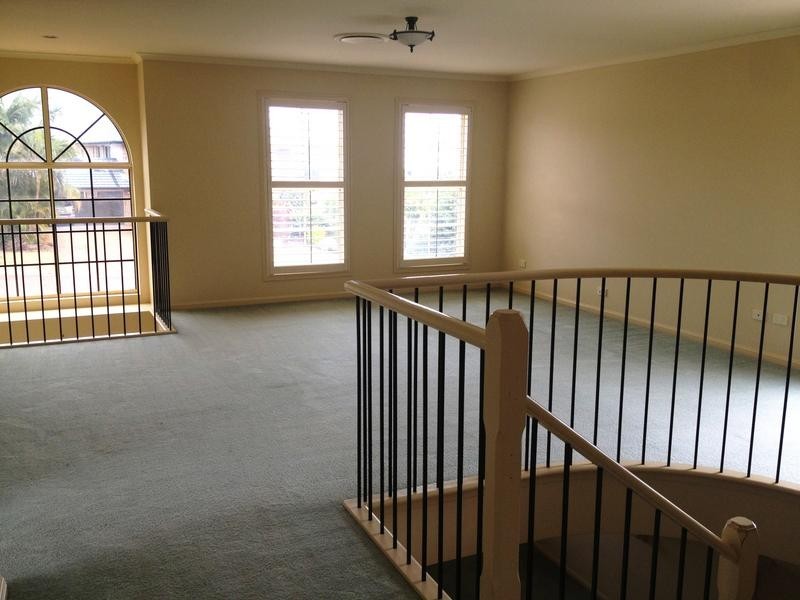 11 Dennison Court, Redland Bay QLD 4165